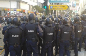 Carga policial contra pescadores en Galicia