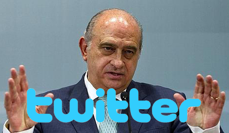 El ministro del Interior contra Twitter: "Hay que limpiar las redes de indeseables"
